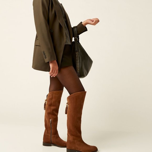 BNIB La Canadienne Banks Thigh High Black Suede Boots with Tassels - Picture 2 of 5